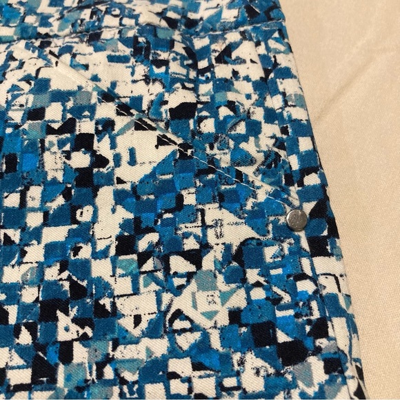 Attyre Blue and White Straight Leg Pants with Geometric Patterns - Picture 9 of 13